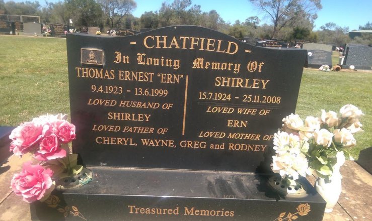 CHATFIELD Thomas Ernest 1923-1999 grave.jpg